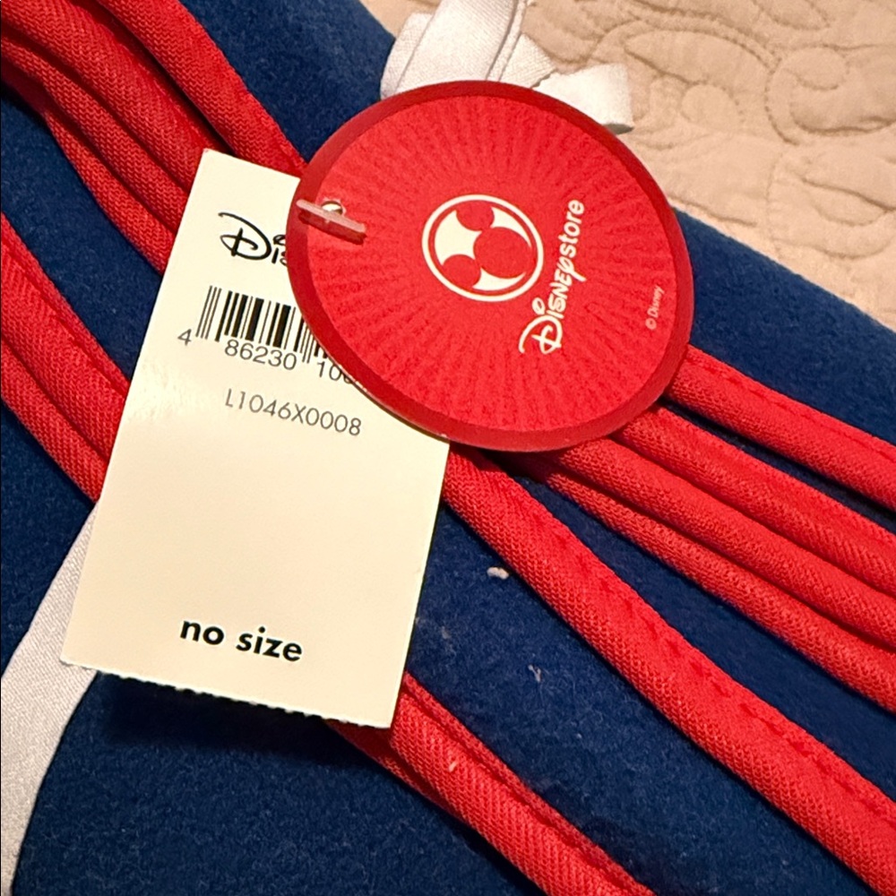 Disney Blue and Red Winnie the Pooh Blanket
Brand new. Never used! - Picture 2 of 2